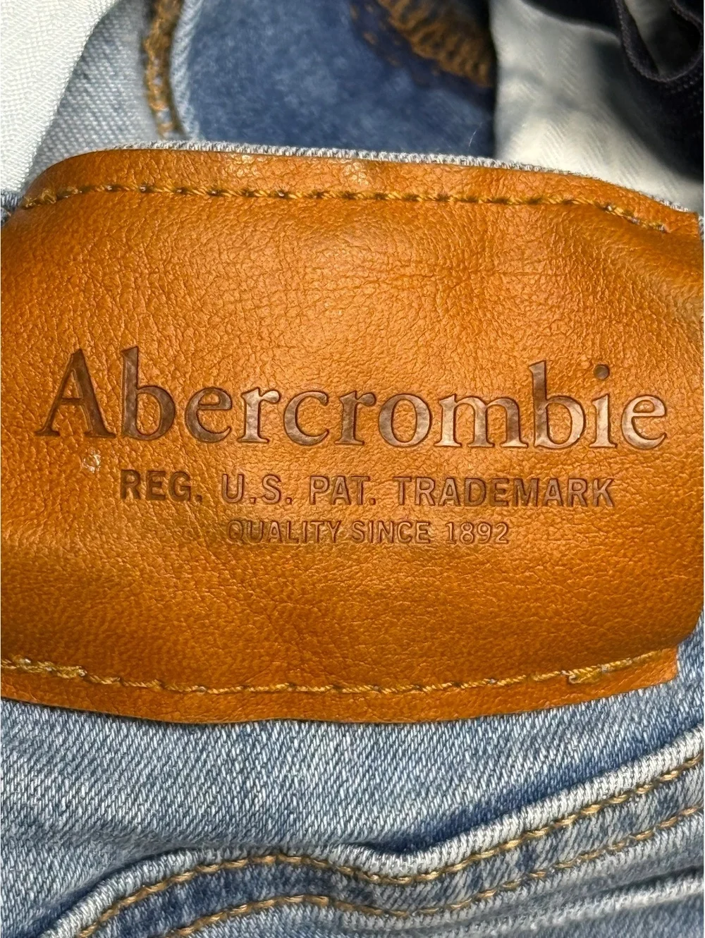 Abercrombie Kids Boys Distressed Straight Jeans 7/8 Regular